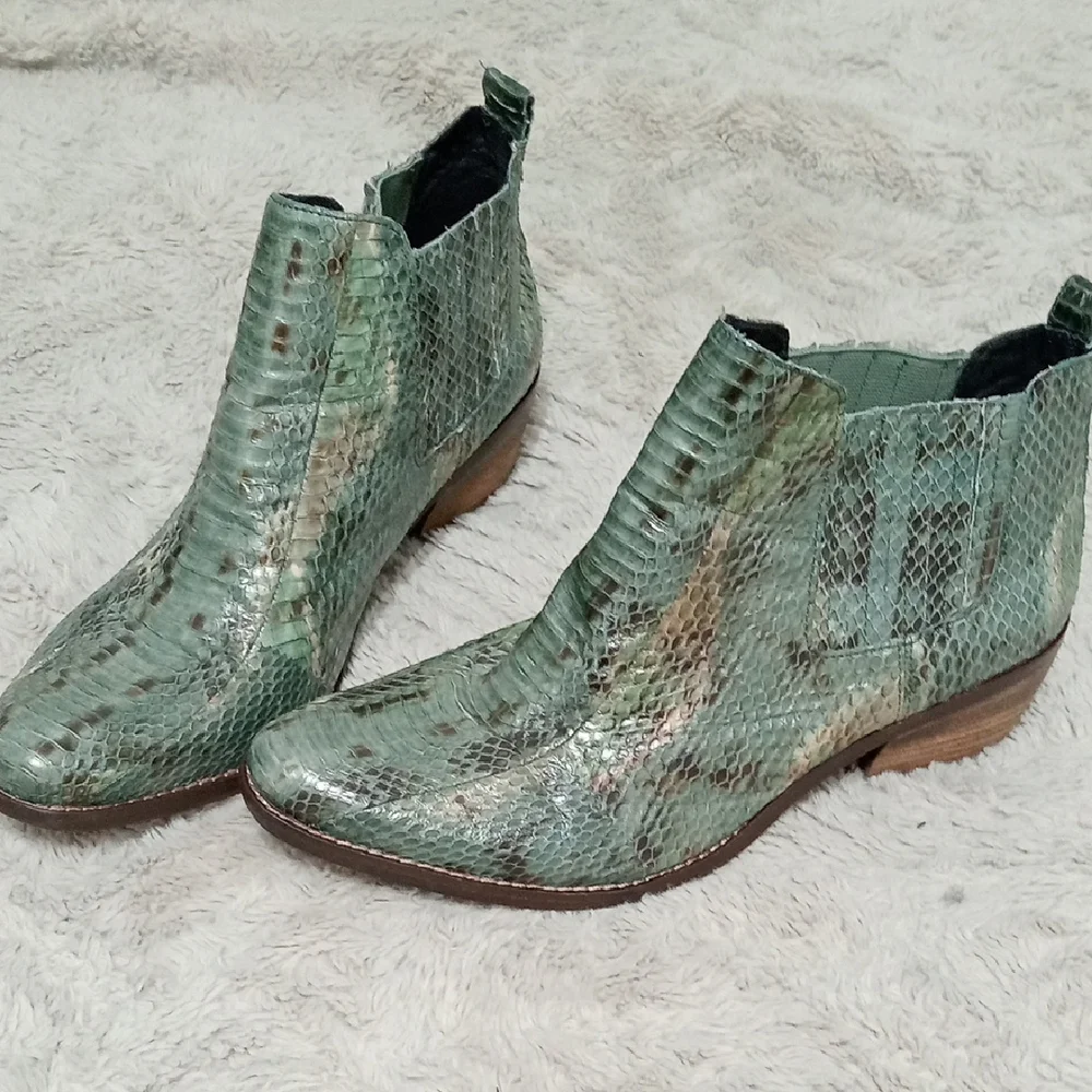 Vince Camuto Teal Snake Print Ankle Booties